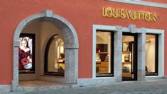 louis vuitton kitzbuehel store austria .